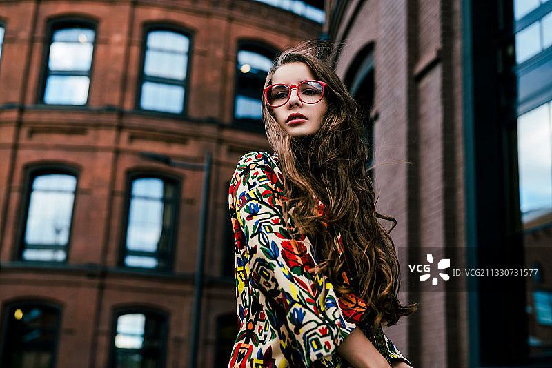 在俄罗斯莫斯科的年轻女子图片素材