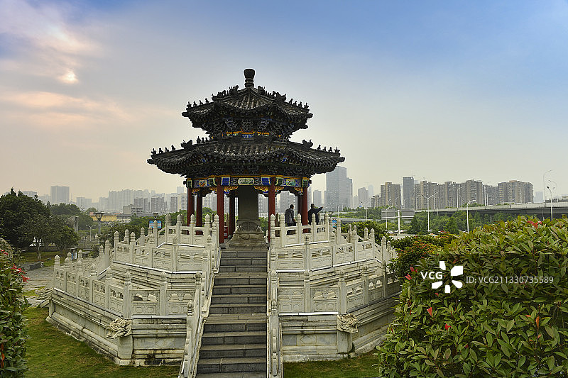 武汉起义门楚望台晨光图片素材