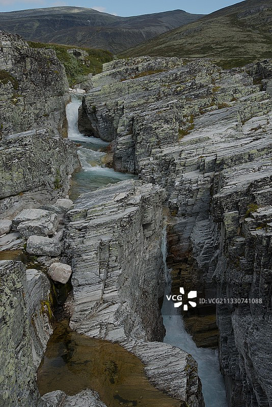 挪威塞尔自治市山区河流天空美景图片素材