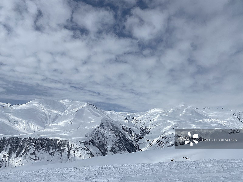 格鲁吉亚古道里雪山风光图片素材