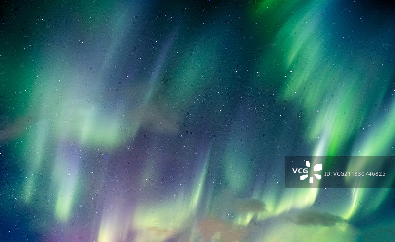 挪威夜空仰视图片素材