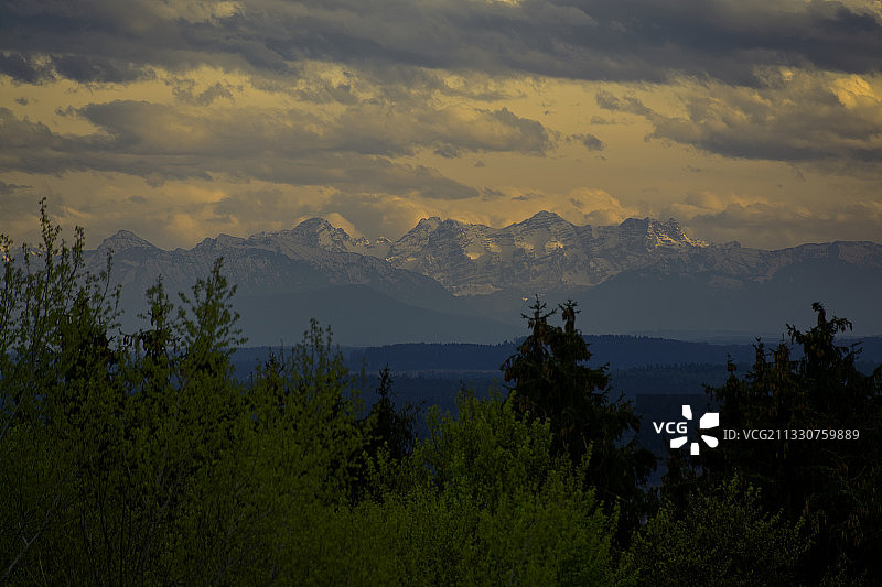 德国日落时分山脉风光图片素材