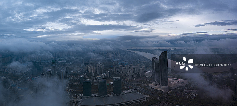 保利·双子塔图片素材