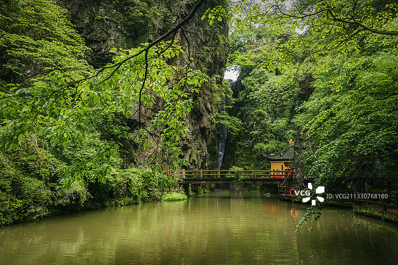 宁波奉化溪口镇三隐潭图片素材