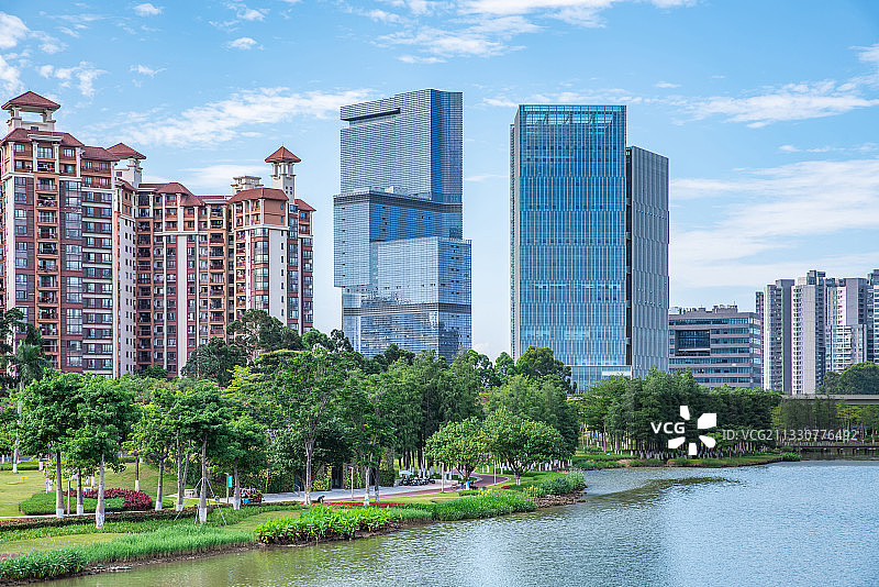 广州市南沙区蕉门河岸建筑天际线图片素材