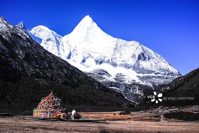 央迈勇图片素材