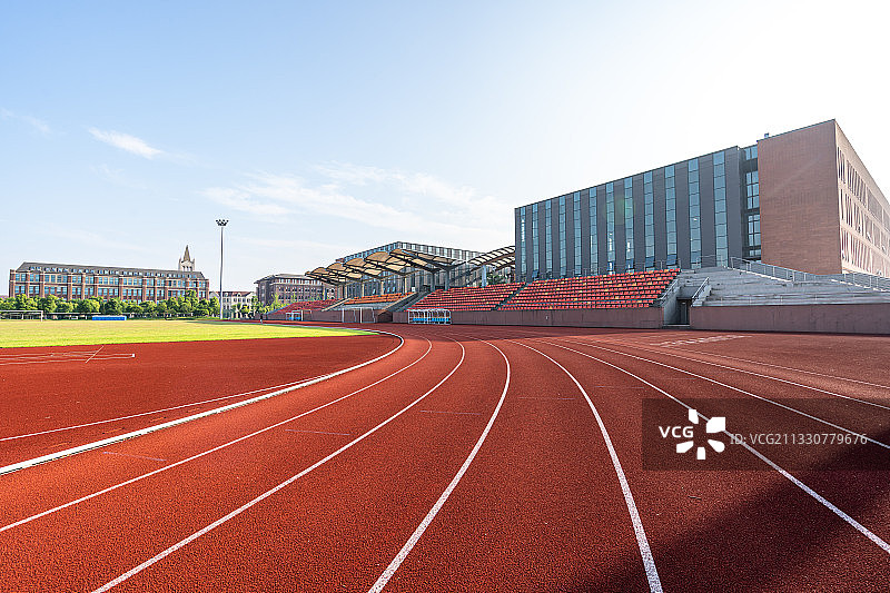 浙江大学操场跑道图片素材