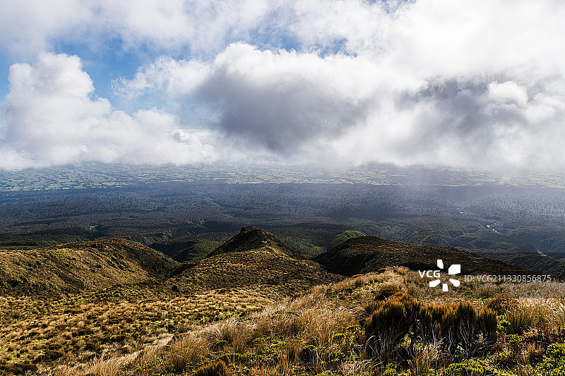 Mt Taranki-火山脚下图片素材
