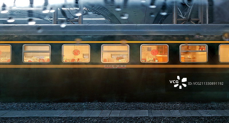 返乡列车图片素材