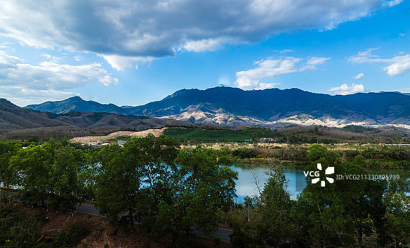 海南琼中县百花岭山顶鸟瞰图片素材