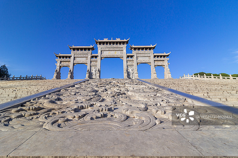 平顶山香山山门牌坊图片素材