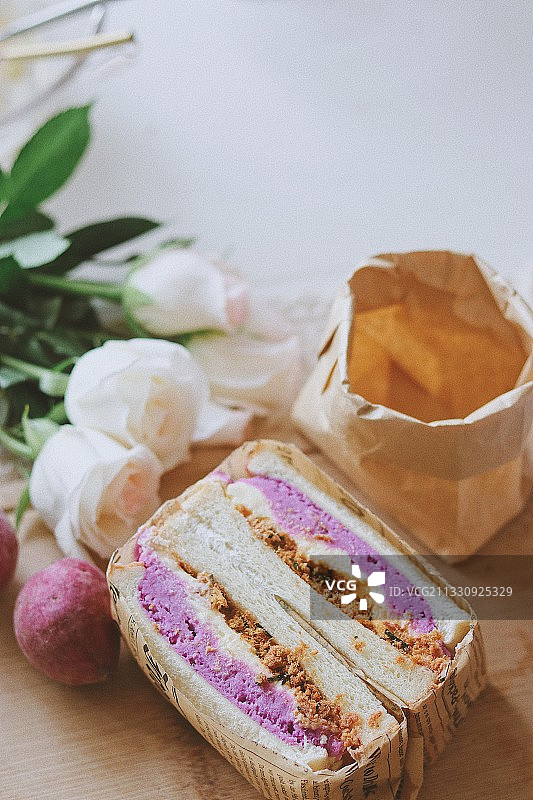 芋泥肉松三明治图片素材