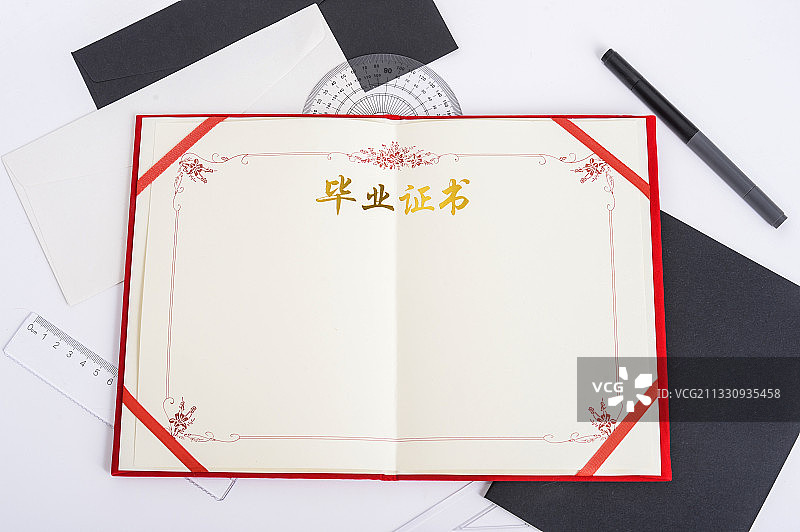 毕业证书图片素材