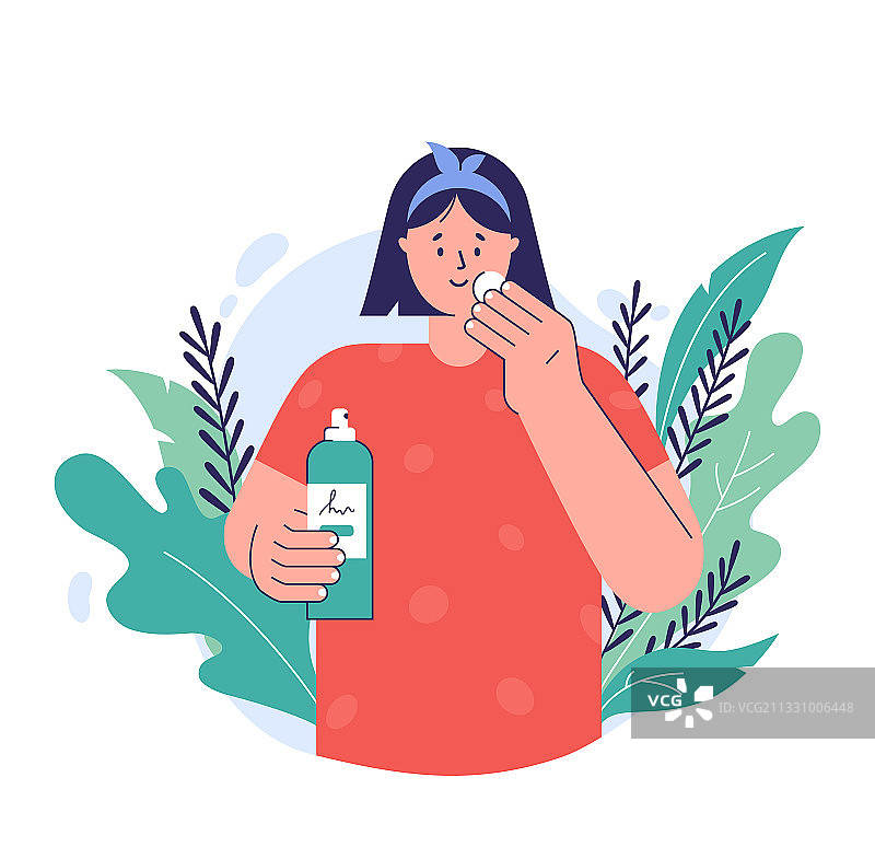 面部护肤概念：女孩涂抹爽肤水图片素材