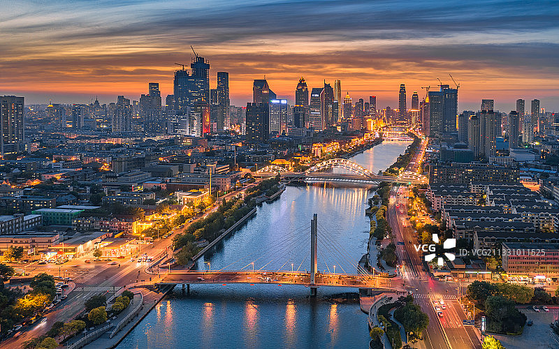 天津刘庄浮桥火烧云航拍图片素材