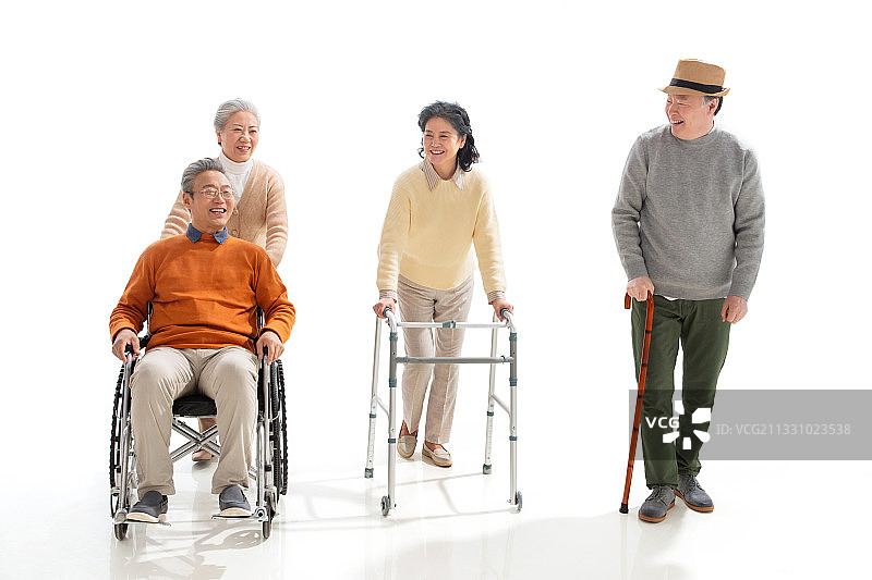 老年社区的幸福老人图片素材