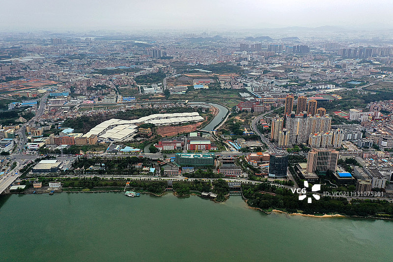 广东省东莞市石龙镇金沙湾广场石龙镇政府航拍图片素材