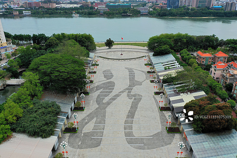 广东省东莞市石龙镇金沙湾广场石龙镇政府航拍图片素材