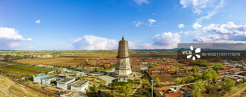 辽中京遗址 赤峰 辽中京遗址公园，大明塔春光明丽图片素材