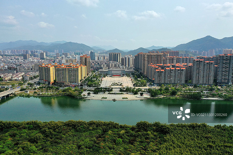 广东省惠州市惠东县平山西枝江公园惠东文化中心航拍图片素材