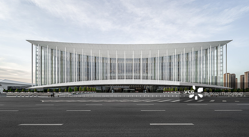 西安新会展国际中心图片素材