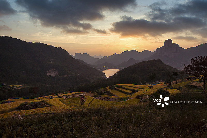 中雁荡山梯田图片素材