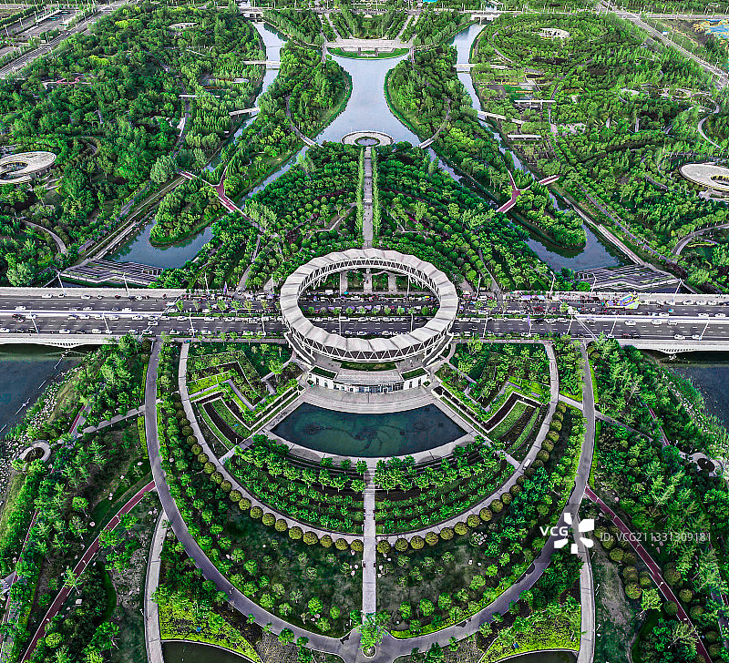 郑州航空港双鹤湖中央公园俯瞰图片素材
