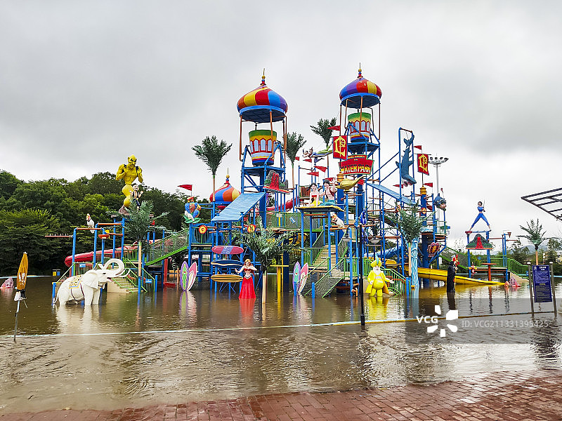 哈尔滨格林水世界的大型游乐设施 格林水世界 哈尔滨图片素材