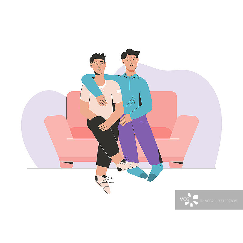 两个快乐的男人坐在沙发上拥抱图片素材