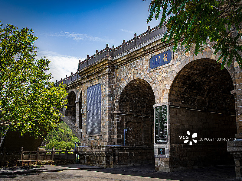 洛阳龙门石窟桥洞图片素材