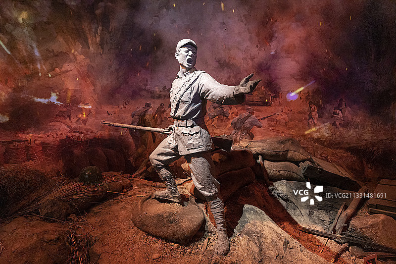 江苏盐城新四军纪念馆刘老庄战斗情景雕塑图片素材