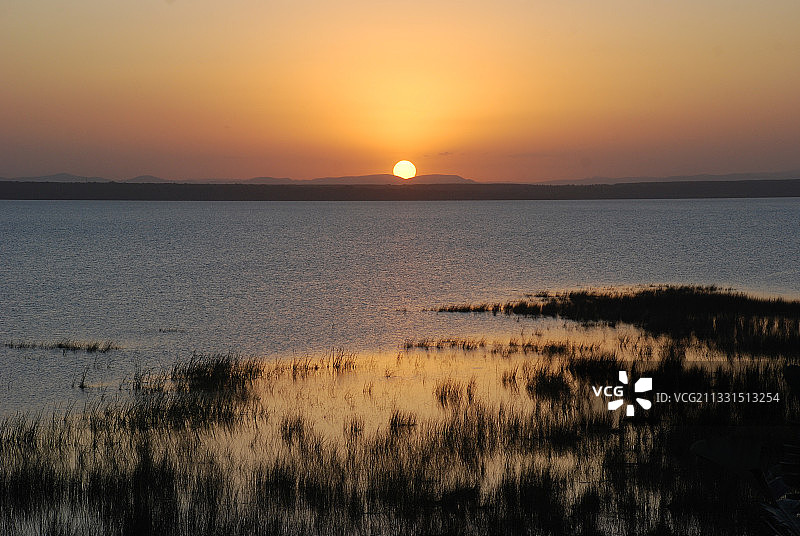 日落时大海对天空的景色图片素材