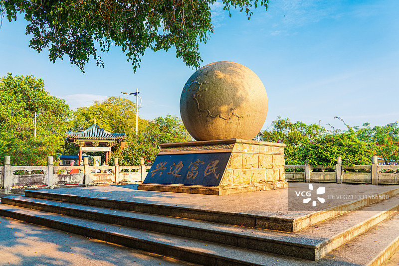 广西东兴中国大陆零公里标志坛图片素材