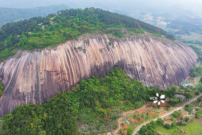 广东肇庆封开大斑石图片素材