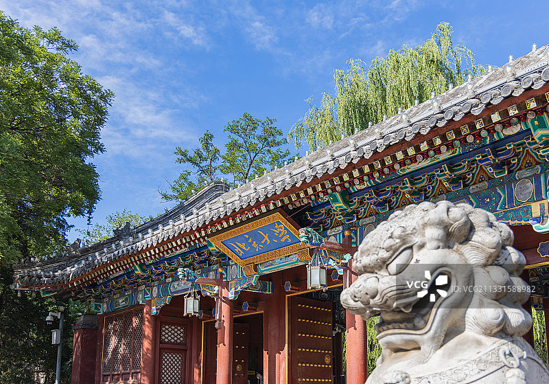 北京大学西门及石狮子图片素材