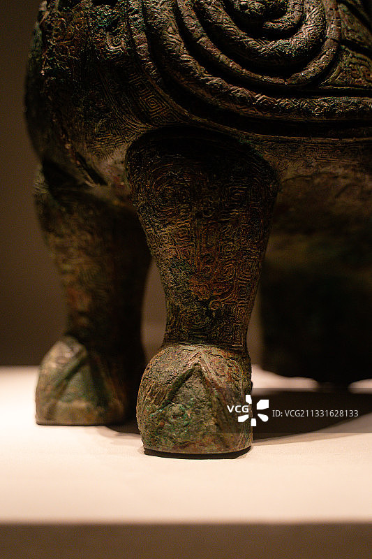 中国国家博物馆商妇好青铜鸮尊局部图片素材