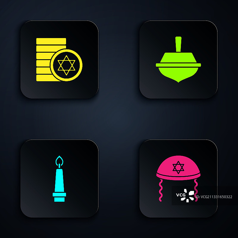 犹太小帽、硬币和燃烧的蜡烛图片素材