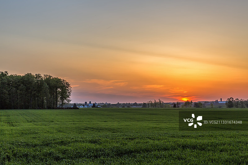 绿野斜阳图片素材