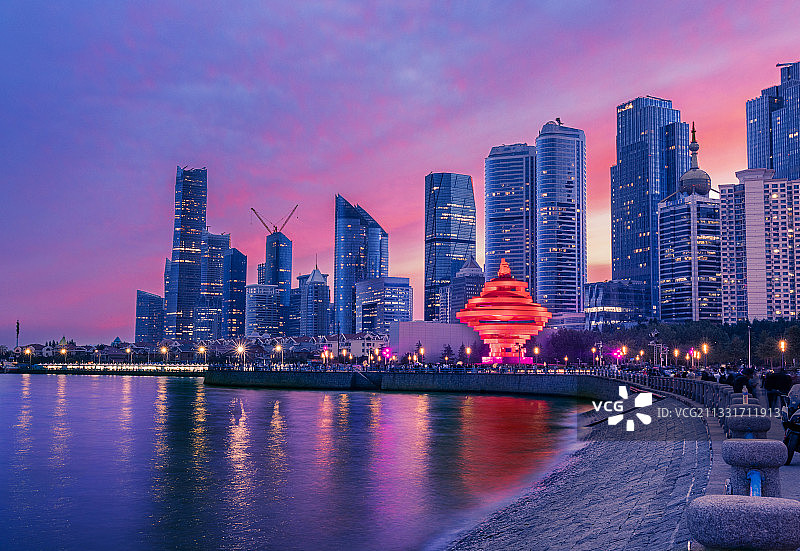 青岛五四广场夜景图片素材