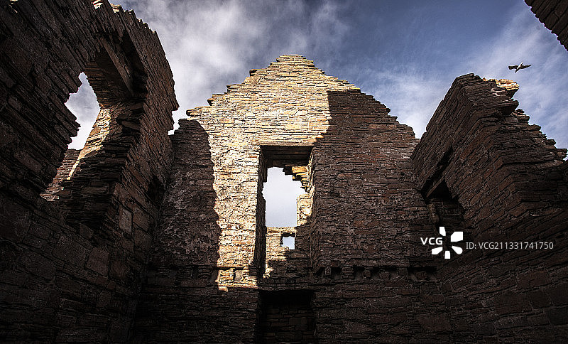 苏格兰废弃的古城堡图片素材