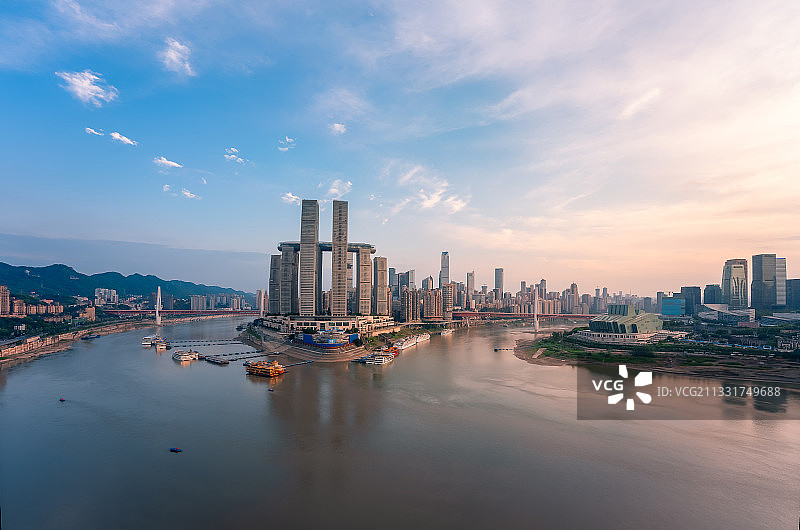 重庆朝天门码头夏季全景风光图片素材