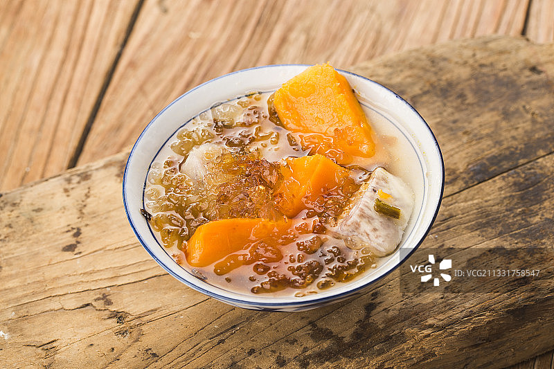 一碗潮汕特色的糖水图片素材