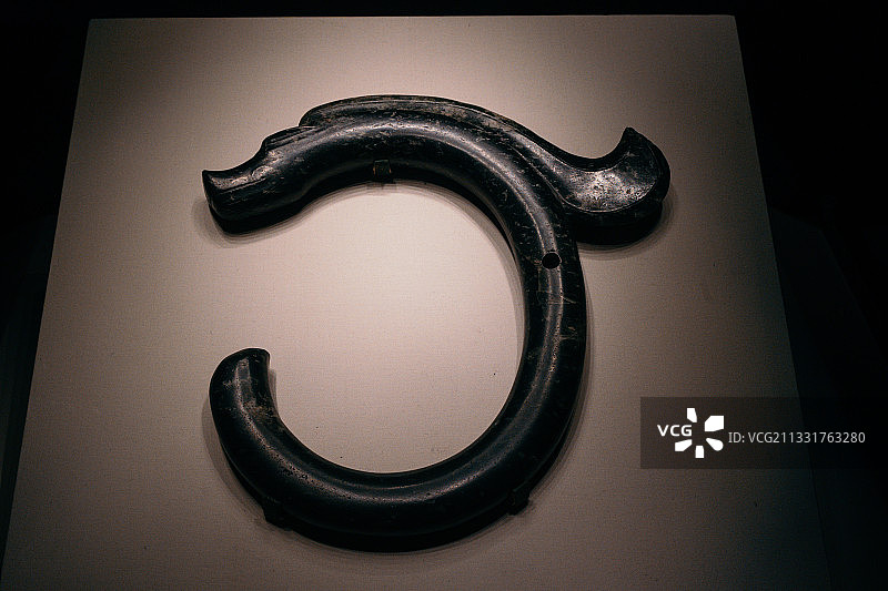 中国国家博物馆红山文化玉龙图片素材