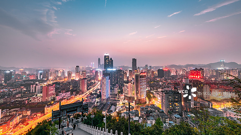 贵阳东山寺看老城区全景图图片素材