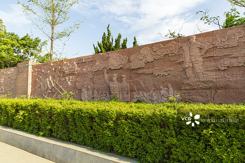 河南郑州：1938年黄河花园口扒口堵口纪念碑图片素材