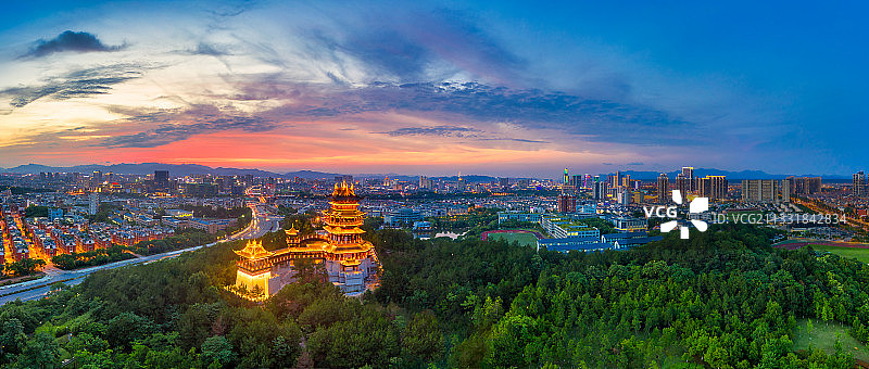义乌鸡鸣阁全景风光图片素材