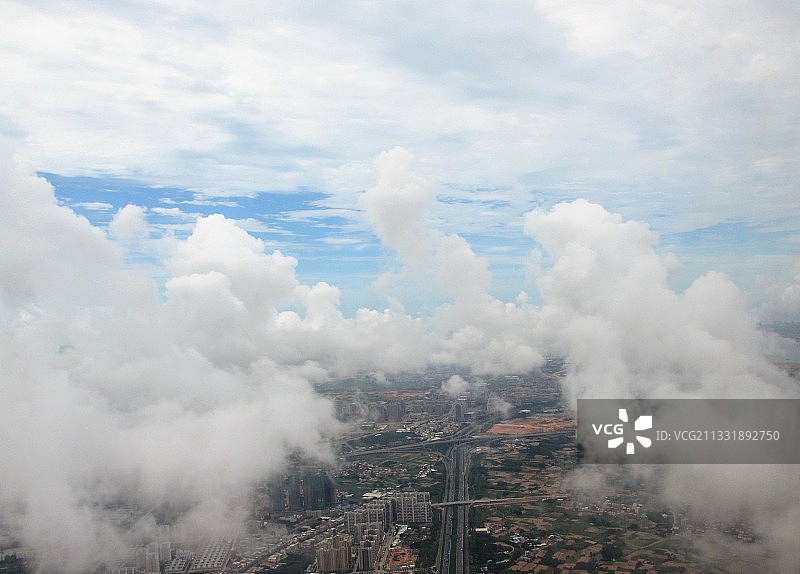 飞机上俯瞰大地图片素材