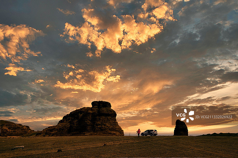 俄博梁的傍晚图片素材