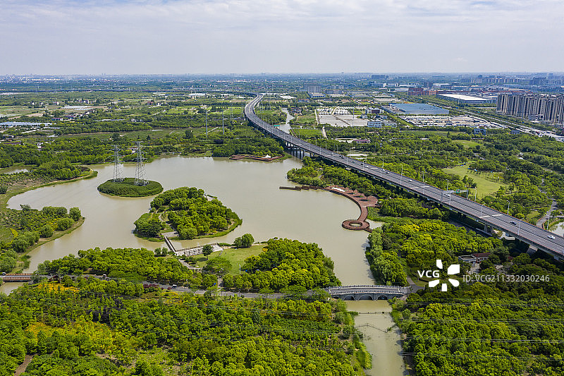 俯瞰康桥生态园沔青绿地图片素材