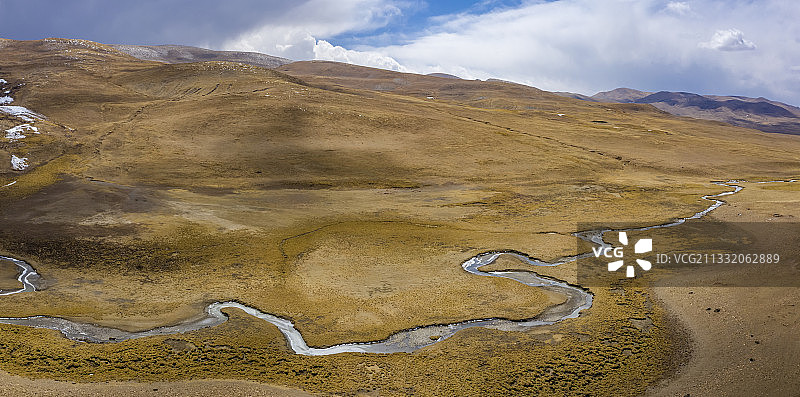 西藏：自驾朗县到桑日 感受春天藏南风光图片素材